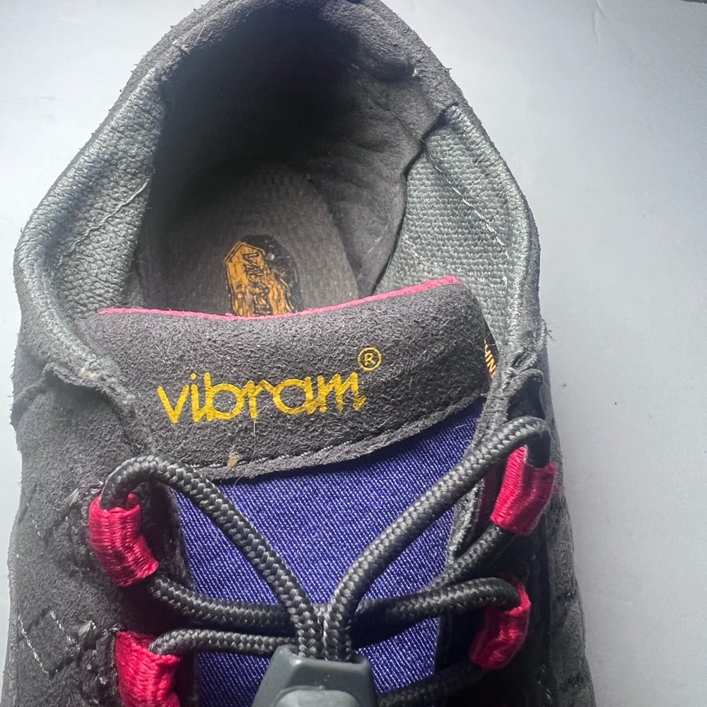 Vibram Women Size 7.5 / 8 FiveFingers Trek Ascent Hiking Shoes Mega Grip Grey - Picture 8 of 10